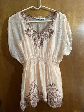 Forever 21 Peach Embroidered V-Neck Tunic - Bundle for Free Shipping